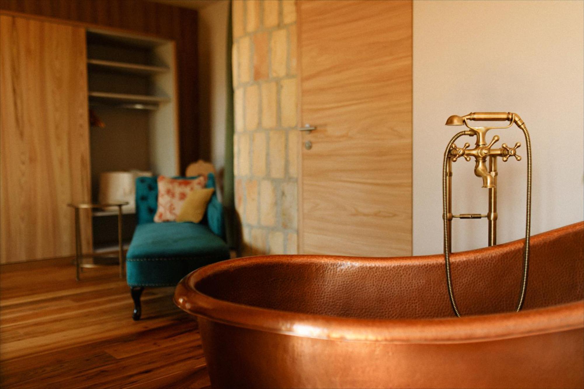 Langenmantel Historic Suites Термено Екстериор снимка