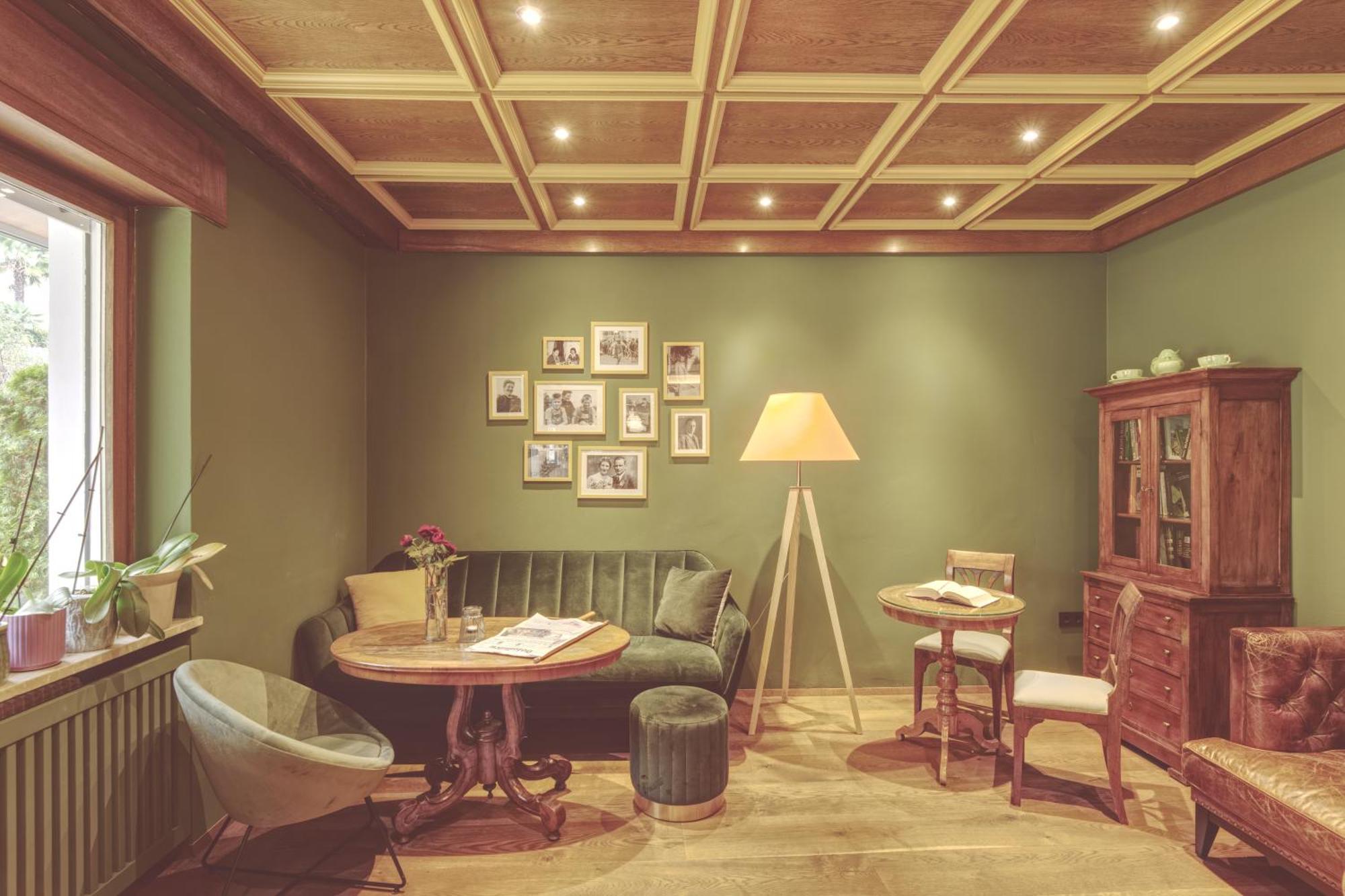 Langenmantel Historic Suites Термено Екстериор снимка